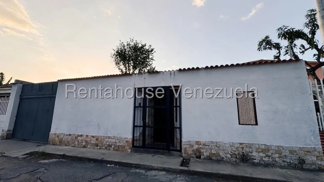 Casa (Duplex) en Venta en El Limon, Aragua
