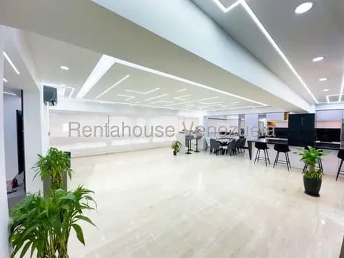 Apartamento En Venta En Las Mercedes Ascensor Privado Remodelado Piscina Caracas