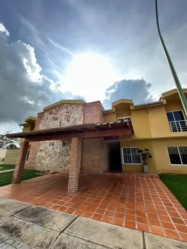 Cp Solo Clientes Vende Townhouse Res Hoyo San Diego Villas Country Club