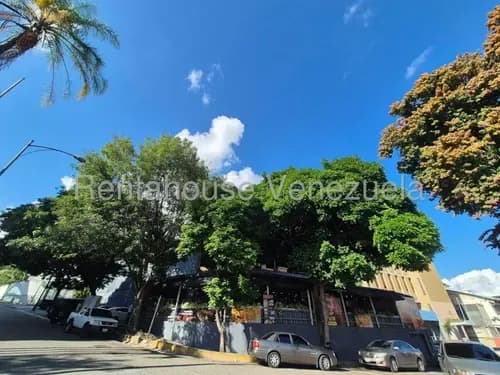 Y.t. Fondo De Comercio En Venta, La Trinidad Mls #25-8511