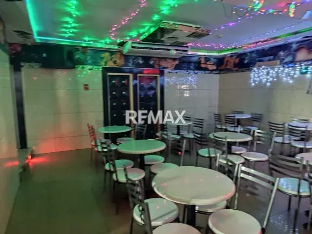 En Venta Local Comercial en el Centro de la Ciudad