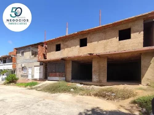 Locales Y Apartamentos En Obra Gris En Apostadero