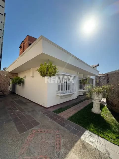 Quinta Urb. San Jacinto