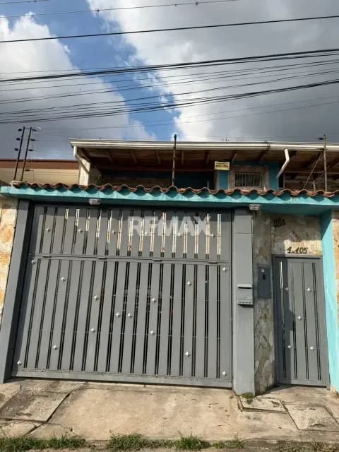 Casa. Venta. Pueblo Nuevo