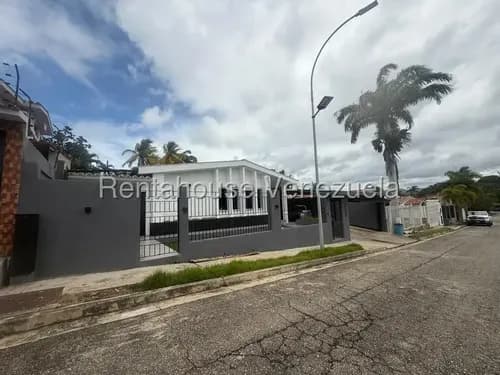 Rah Lara Vende Casa En Zona Este De Barquisimeto