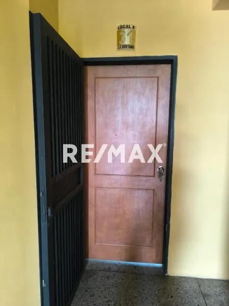 En Alquiler Local Comercial, signado con el Nº 31 ubicado en Guanare en el Centro Empresarial Don Nino, Av. Simón Bolívar, Guanare, Portuguesa, Venezuela