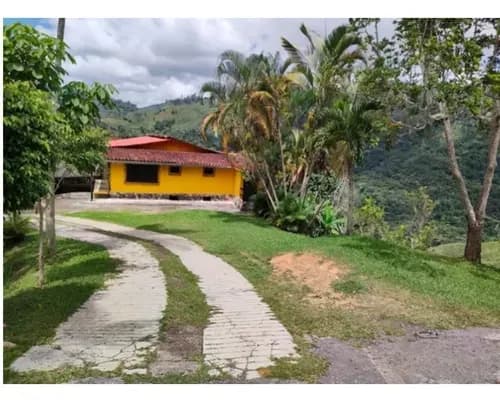 Finca | Posada - 3 Casas | Venta | Baruta Sector Gavilán | Rh