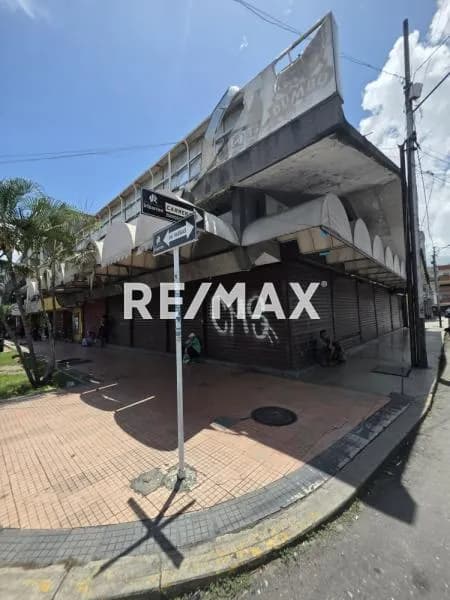 En venta fondo de comercio en la Av. vargas