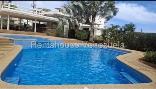 Lindo Y Moderno Apartamento Construcción De Pocos Años. Oportunidad Única. Mari