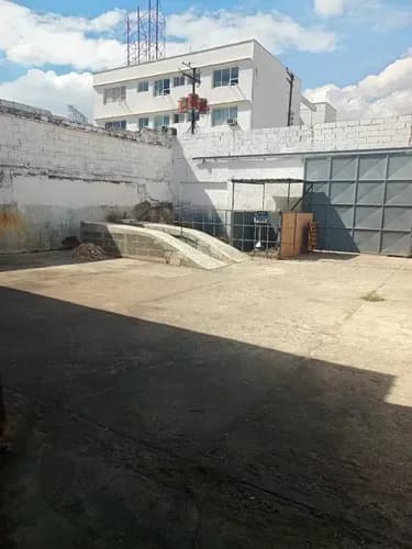 Veracasa Inmobiliaria Alquila Galpon En San Blas Valencia Mv-2