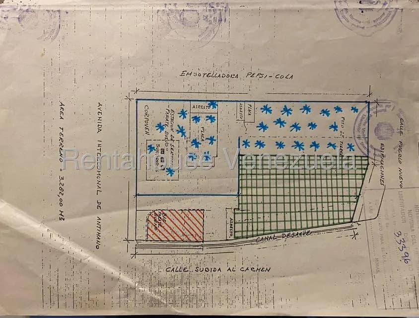Comercial (Local Comercial) en Venta en Antimano, Distrito Metropolitano