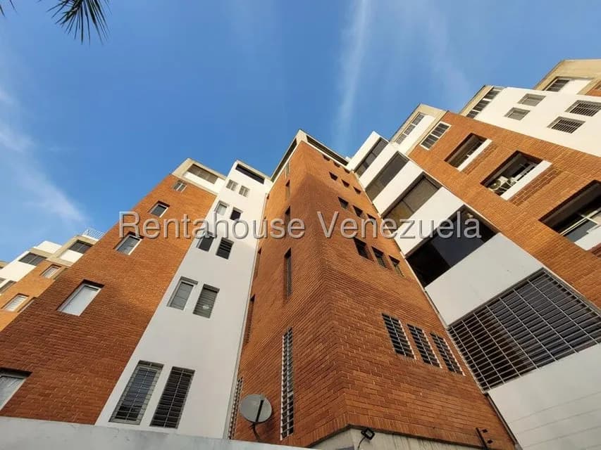 Apartamento (Duplex) en Venta en Los Samanes, Distrito Metropolitano