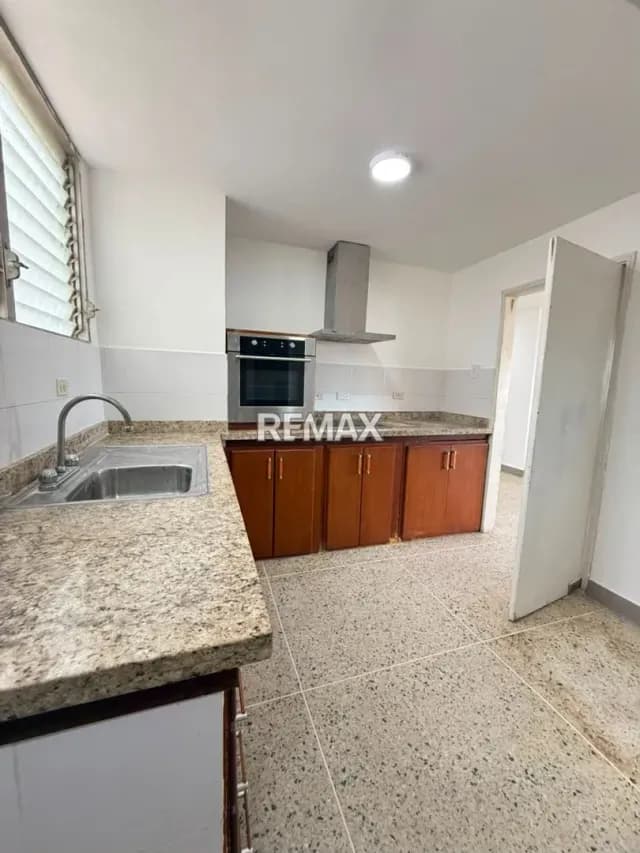 APARTAMENTO EN LA PARAGUA
