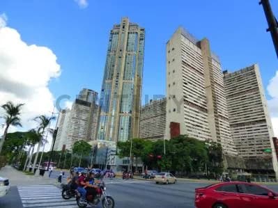 Venta de apartamento amoblado en Parque central lfm