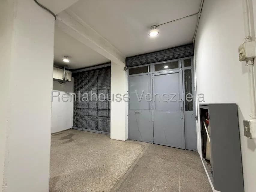 Comercial (Local Comercial) en Alquiler en Parroquia La Candelaria, Distrito Metropolitano