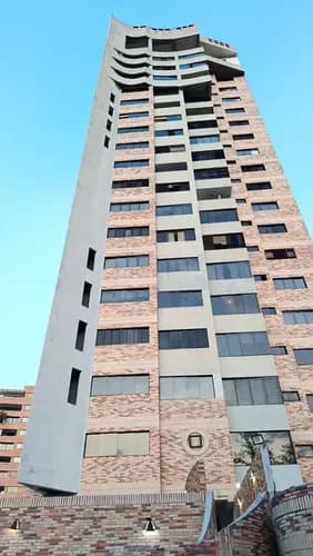 Hermanas Mota Venden Apartamento En Valle Blanco