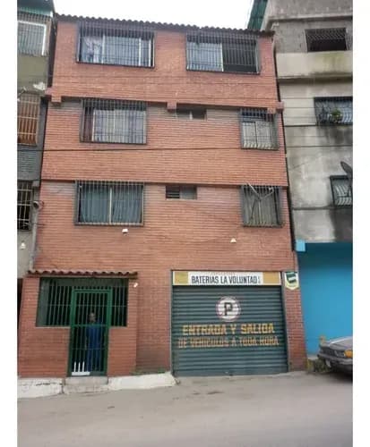 Apartamento En Venta Con Amplia Terraza