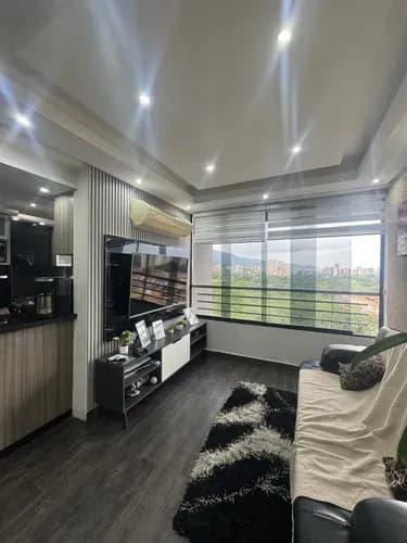 Leslie Ofrece Bello Apartamento Remodelado Monte Alegre Country