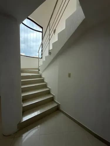 Hermanas Mota Venden Casa En Mañongo