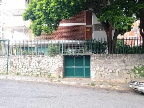 Bello, Iluminado Y Espacioso Apartamento En Venta En El Marques Con Fácil Acceso Mls #23-25568