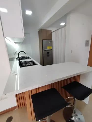 Carolina Romero Alquila Apartamento En Res. Caruay, Campo Alegre, Valencia. Sólo Clientes