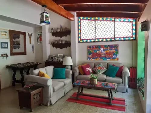 Casa En Buen Estado, En La Parte Alta Del Club Tachira. Calle Ciega