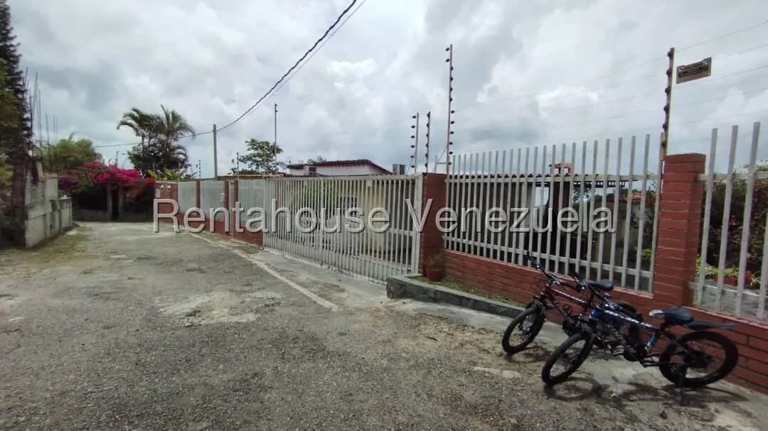 Casa (1 Nivel) en Venta en Los Salias, Miranda