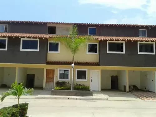 En Venta Town House Obra Gris En Conjunto Residencial Brisa De La Romanza