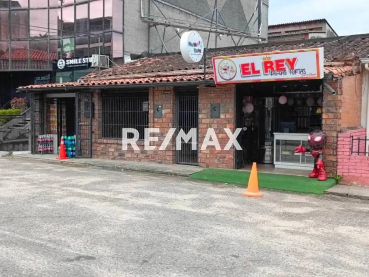 CASA EN BARRIO OBRERO CARRERA 12