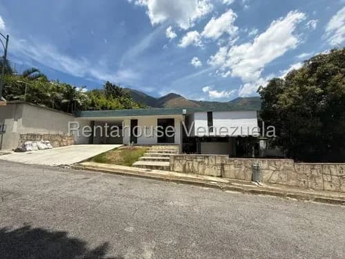 Casa En Venta En El Marques 26-17505