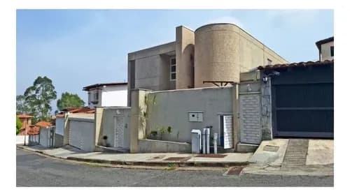 Se Vende Casa 400m2 Los Naranjos