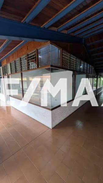Local Comercial C.C. Paseo La Villa de 36,25 mts2 en Alquiler