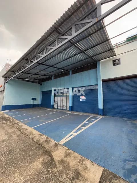 EDIFICIO COMERCIAL EN VENTA AV. ARAGUA