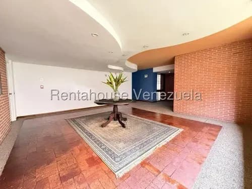 Apartamento En Alquiler La Castellana 26-18843 Lv