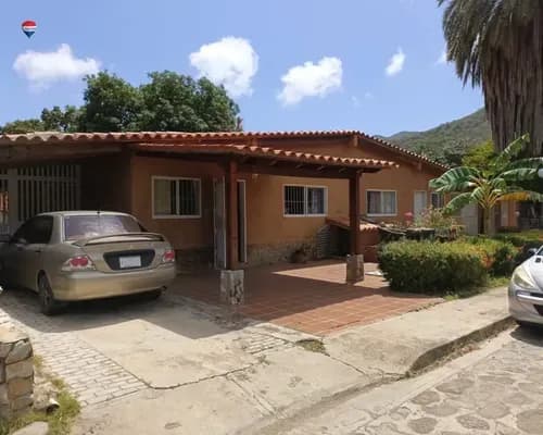 Re/max 2 Mil Alquila, Casa, En Urbanización San Miguel, En El Valle Del Espiritu Santo, Nueva Esparta, Isla De Margarita