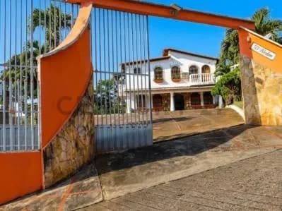 Venta Casa de Campo Helechales