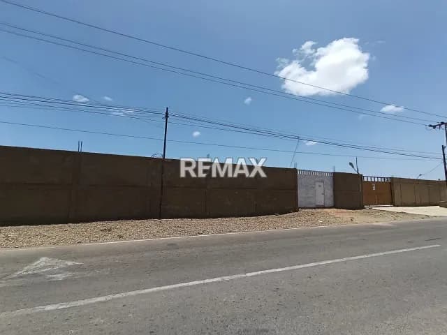 Terreno en venta en Puerta Maraven. Punto Fijo