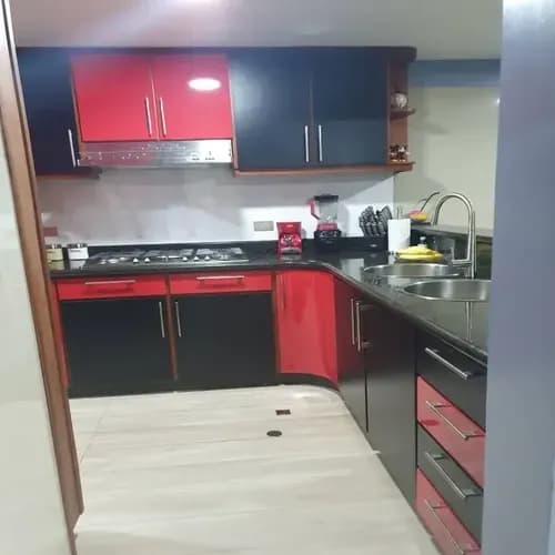 Town House En Residencias Cumbres De Monte Alegre Iii Urbanizacion Tazajal Naguanagua. St