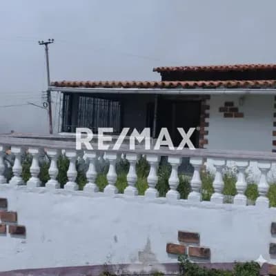 SE VENDE CASA EN LA GRITA
