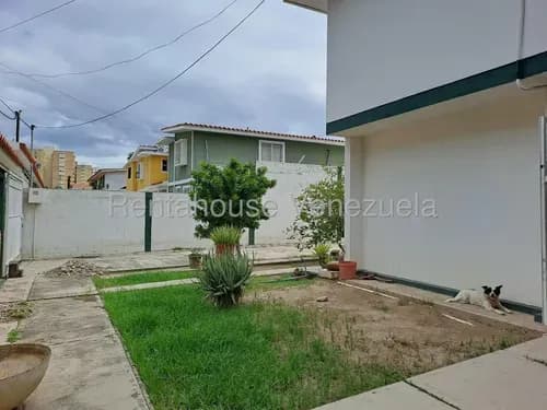 Casa Quinta En Venta De Dos Pisos En Santa Rosalía Cagua Lista Para Firmar Excelente Ubicación Y Propiedad 443 De Terreno Nela 26-757