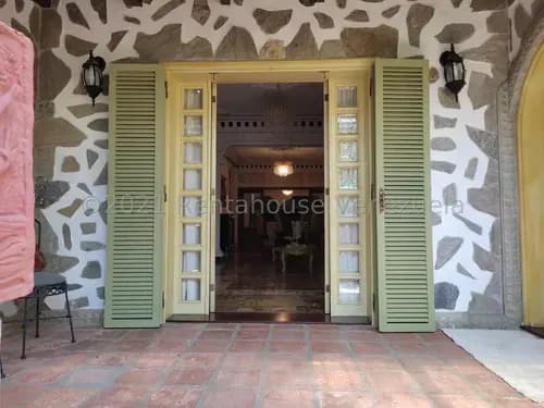 Te Lo Tengo Casa En Venta En Vista Alegre Mls #23-22168