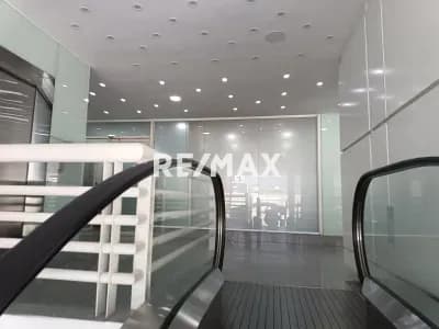 Se alquila oficina amoblada en Las Mercedes, California Mall, Baruta, 89 mts2