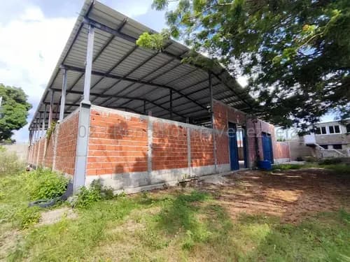 Galpón En Venta Ubicado En Turmero Parcelamiento La Concepción Db 25-13561