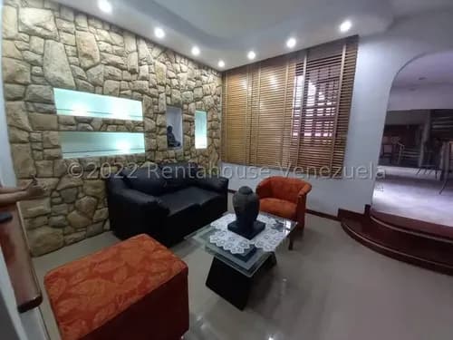 Sm Casa En Venta En Colinas De Vista Alegre 24-16881 Yf