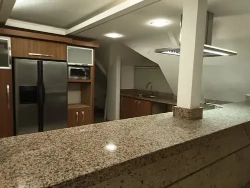 Casa Tipo Chalet En Colinas De Guataparo Ns