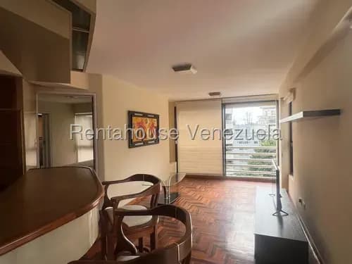Venta De Cómodo Y Hermoso Apartamento Ubicado En La Campiña #26-21570