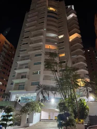 Eglée Suárez Vende Apartamento Res. Aqualina. La Trigaleña.
