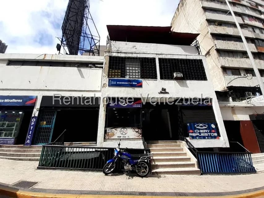 Comercial (Local Comercial) en Alquiler en Parroquia Catedral, Distrito Metropolitano