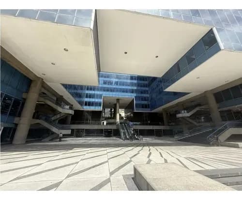 Solo Para Cliente Directo--en Alquiler Amplia Oficina En Piso 1 De La Torre Parque Cristal En Los Palos Grandes. Mach