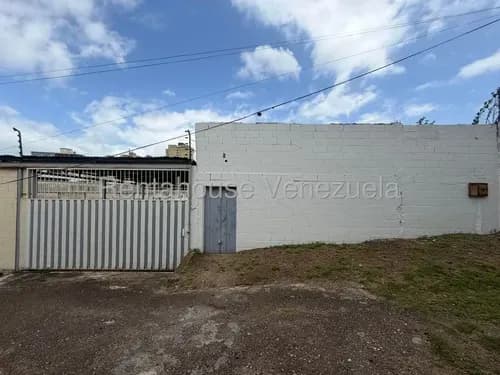 Venta En Santa Elena Terreno De 247,99 M2 En Excelente Y Discreta Ubicación Barquisimeto Asesora Mehilyn Perez
